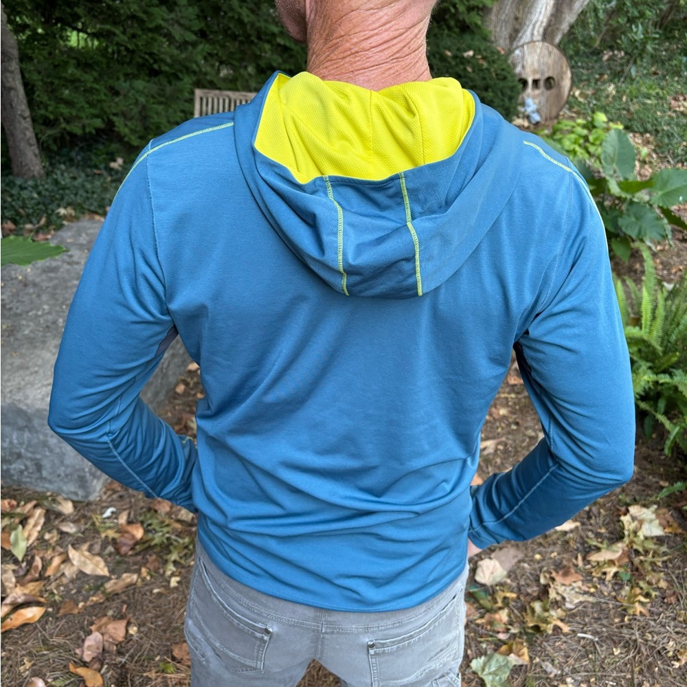 North Face hoodie - Picture 7 of 9
